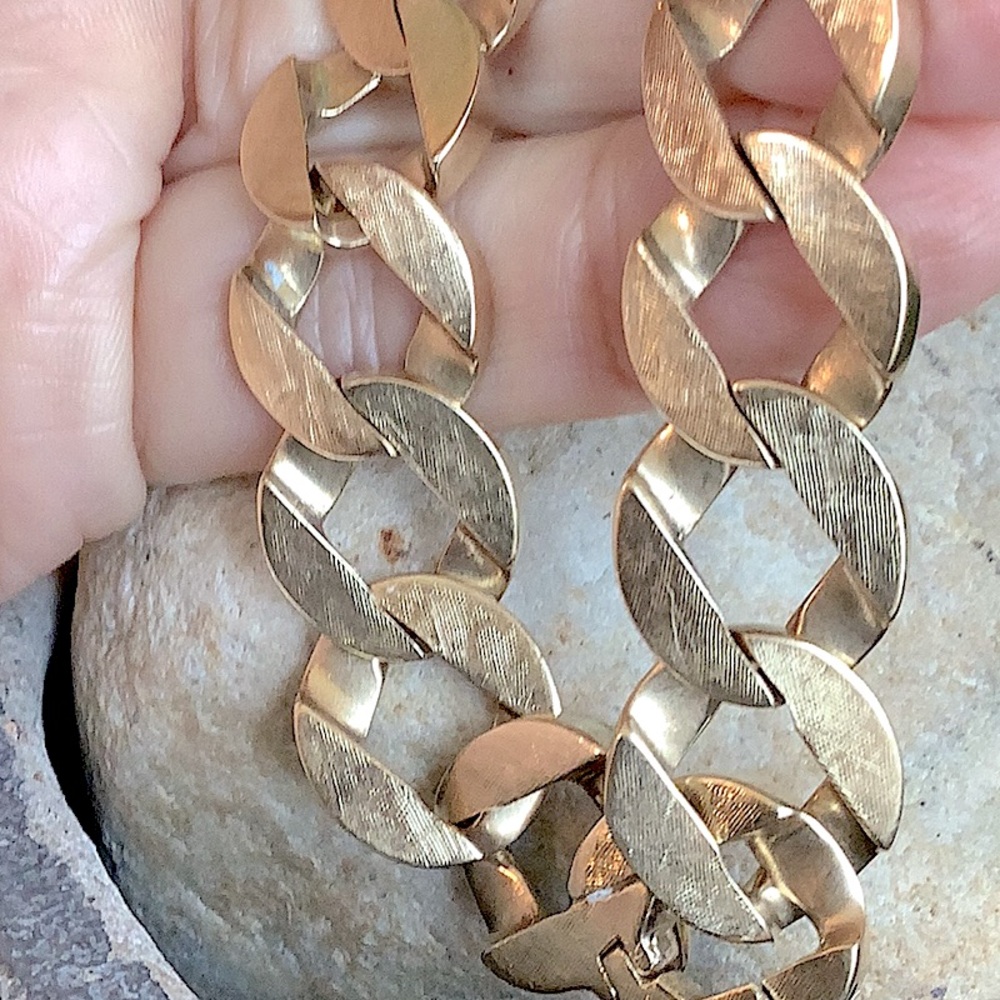 14 karat gold Cuban Chain Bracelet